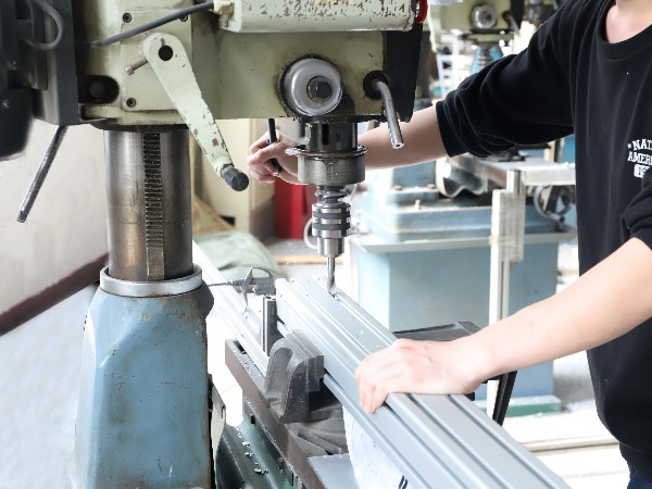 鋁材加工廠哪里找？